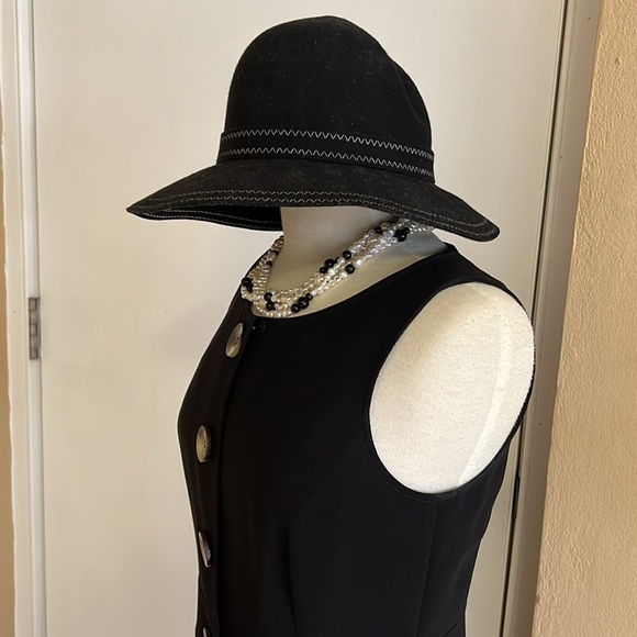 Tahari Arthur S. Levine black dress Size 6🌹 - Picture 5 of 12